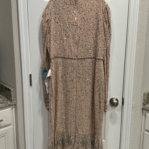 Mac Duggal Fully Beaded Sequin Long Sleeve V Neck Evening Trumpet Midi Dress NWT - Picture 9 of 11